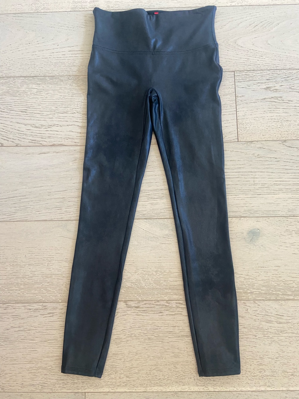 SPANX Black Faux Leather Shaping Leggings Size XS EUC - Picture 2 of 8